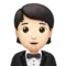 身穿燕尾服的人：浅肤色 iPhone 上的表情符号 (iOS 14.2)