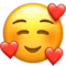 Lächelndes Gesicht mit Herzen Emoji auf Apple iOS 14.5