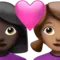 心形情侣：女性，女性，深色肤色，中等肤色 iPhone 上的表情符号 (iOS 16.4)