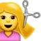 Persona que es talla els cabells emoji a Apple iOS 9.1