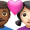 心形情侣 - 男方：中深色肤色，女方：浅色肤色 iPhone 上的表情符号 (iOS 14.6)
