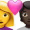 Cuplu cu inimă: Femeie, Persoană, Fără ten, Ten închis emoji pe iPhone (iOS 15.4)