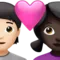 心形情侣：人物，女性，浅肤色，深肤色 iPhone 上的表情符号 (iOS 14.6)