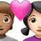 Cuplu cu inimă: Persoană, Femeie, Ten mediu, Ten deschis emoji pe iPhone (iOS 15.4)