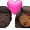 Kyss - Man: Mörk hudton, Kvinna: Mellanmörk hudton emoji på iPhone (iOS 16.4)