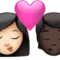 キス：女性、人物、明るい肌色、暗い肌色 iPhoneの絵文字