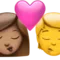 Sărut: Femeie, Persoană, Ten mediu, Fără ten emoji pe iPhone (iOS 15.4)