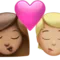 キス：女性、人物、中程度の肌色、やや明るい肌色 iPhoneの絵文字