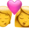 Öpücük: Kişi, Kadın iPhone üzerinde emoji (iOS 17.4)