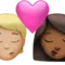 Sărut: Persoană, Femeie, Ten mediu-deschis, Ten mediu-închis emoji pe iPhone (iOS 15.4)